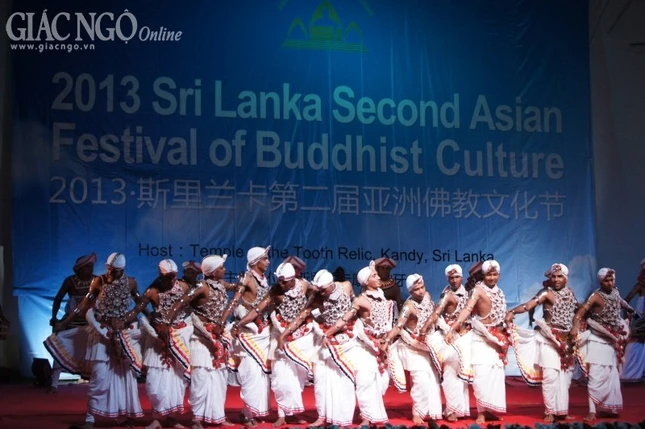 Tiet muc van nghe cua PG Tich Lan.jpg