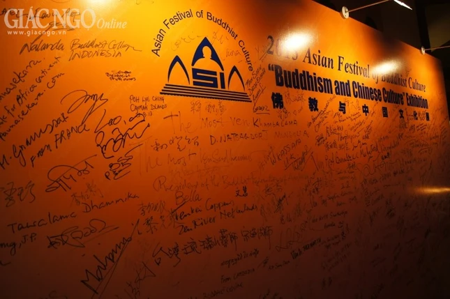 chu ky cua cac phai doan cau nguyen hoa binh.jpg