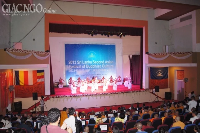 quang canh dai le0.jpg