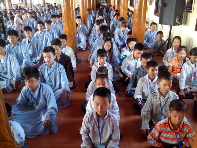 Thanh thiếu niên dự khóa tu tại chùa Từ Xuyên ảnh 2 chuatuxuyen02.jpg