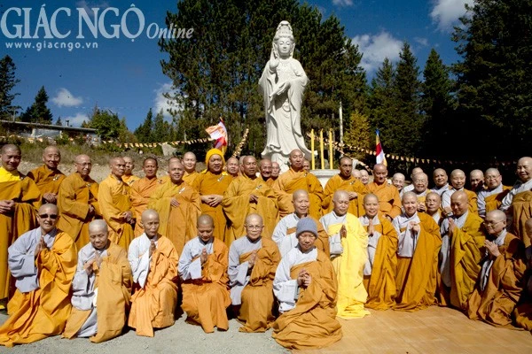 Thiền viện Đạo Viên an vị tôn tượng Bồ-tát Quán Thế Âm ảnh 6 HKy 2.jpg