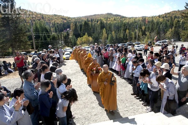 Thiền viện Đạo Viên an vị tôn tượng Bồ-tát Quán Thế Âm ảnh 2 HKy 5.jpg