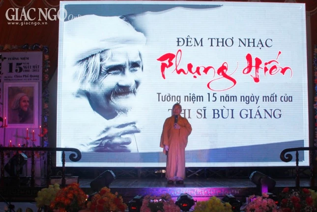 Ấm áp đêm tưởng niệm Bùi Giáng ảnh 2 _MG_0883.JPG