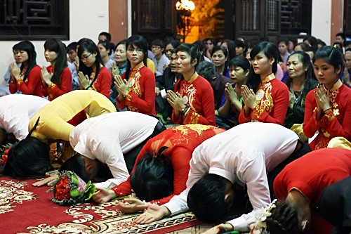 Khuyên chồng hướng thiện ảnh 1 khuyen chong.jpg
