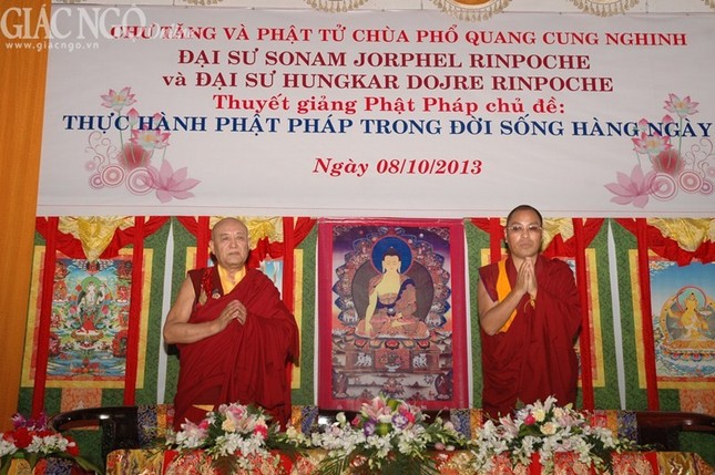 Nhị vị Lama thuyết pháp tại chùa Phổ Quang ảnh 1 phoquang4.jpg