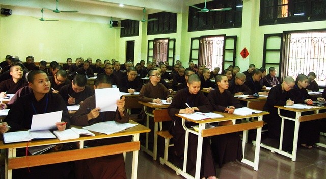 Cấp học bổng "Đạo Phật Ngày Nay" cho Tăng Ni sinh ảnh 1 A1.jpg
