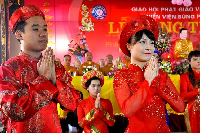 Trong những nghi lễ linh thiêng nơi cửa Phật chính là niềm vui và niềm tin mạnh mẽ hơn vào tình yêu