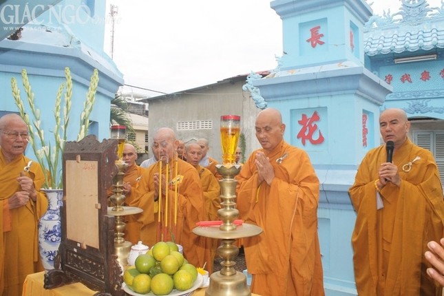 Đồng Tháp: Tưởng niệm cố HT.Thích Vĩnh Đạt ảnh 1 HT Vinh Dat02.jpg