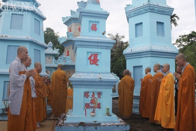 Đồng Tháp: Tưởng niệm cố HT.Thích Vĩnh Đạt ảnh 2 HT Vinh Dat03.jpg