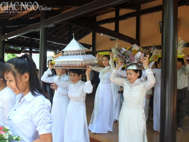 doi y bat nhieu phat.JPG