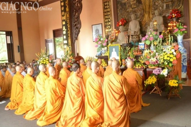 Vĩnh Phúc: Lễ giỗ Tổ Khương Tăng Hội PL.2557 ảnh 5 To Khuong Tang Hoi06.jpg