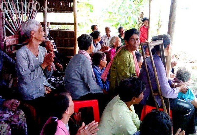 Chùa Như Lai, Hải Phước An, Pháp Hoa (Úc) tặng quà ảnh 3 ST.jpg