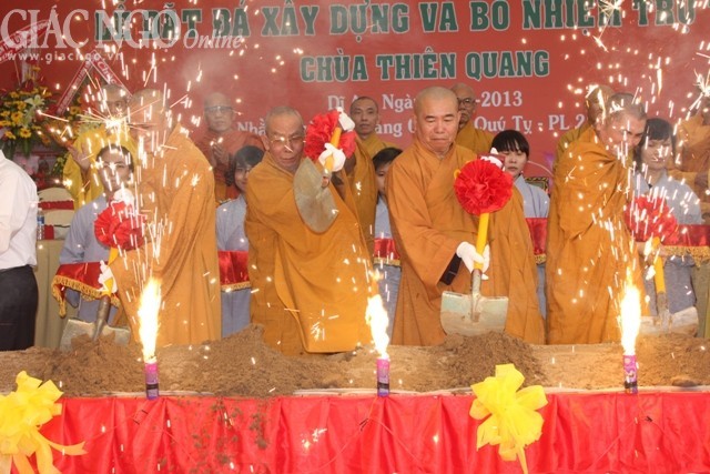 Bổ nhiệm trụ trì và đặt đá xây dựng chùa Thiên Quang ảnh 7 BD (5).jpg