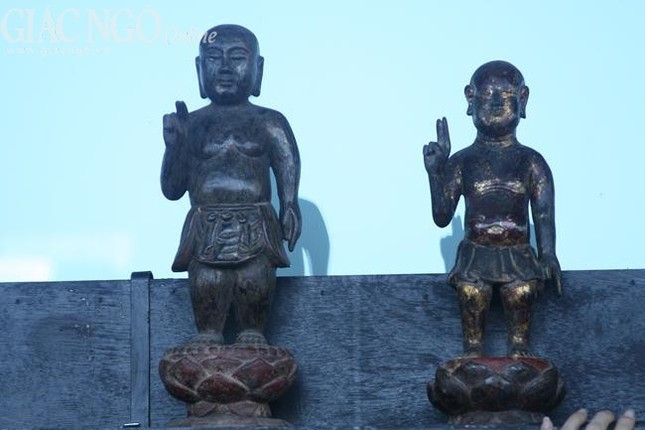 Tượng Phật cổ tại “Chợ phiên dấu xưa” ảnh 1 1 (2).jpg