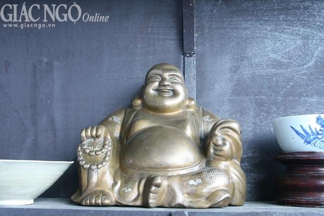 Tượng Phật cổ tại “Chợ phiên dấu xưa” ảnh 4 5.jpg