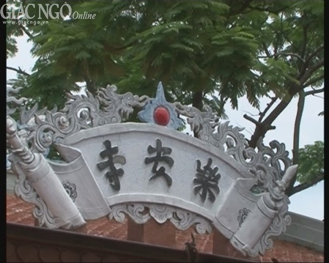 Chùa Yên Lạc ở Nhượng Bạn ảnh 3 Still1022_00002.jpg