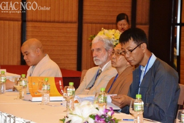 Chùm ảnh: Hội thảo quốc tế Phật giáo châu Á và Việt Nam ảnh 12 Thao luan theo nhom (5).jpg