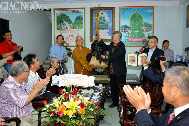 Phái đoàn Tổ chức Sakura thăm chùa Quan Thế Âm ảnh 2 HT (3).jpg