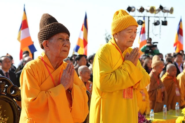 Chùm ảnh: Lễ khánh thành tôn tượng Phật hoàng ảnh 20 Chùm ảnh: Lễ khánh thành tôn tượng Phật hoàng ảnh 20