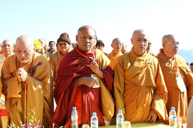 Chùm ảnh: Lễ khánh thành tôn tượng Phật hoàng ảnh 29 Chùm ảnh: Lễ khánh thành tôn tượng Phật hoàng ảnh 29