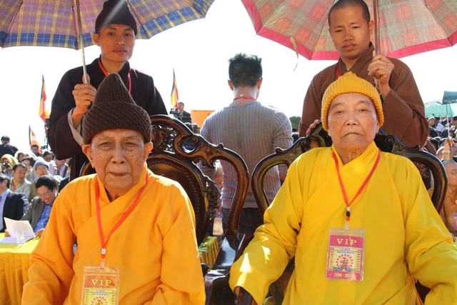 Chùm ảnh: Lễ khánh thành tôn tượng Phật hoàng ảnh 33 Chùm ảnh: Lễ khánh thành tôn tượng Phật hoàng ảnh 33
