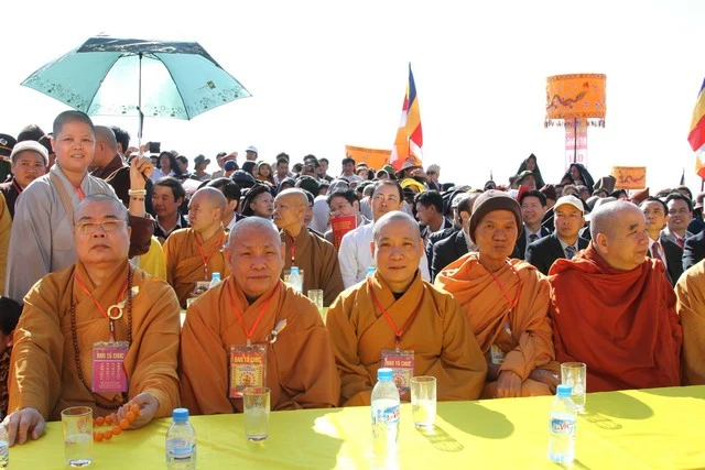 Chùm ảnh: Lễ khánh thành tôn tượng Phật hoàng ảnh 34 Chùm ảnh: Lễ khánh thành tôn tượng Phật hoàng ảnh 34