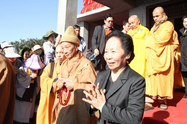 Chùm ảnh: Lễ khánh thành tôn tượng Phật hoàng ảnh 11 Chùm ảnh: Lễ khánh thành tôn tượng Phật hoàng ảnh 11