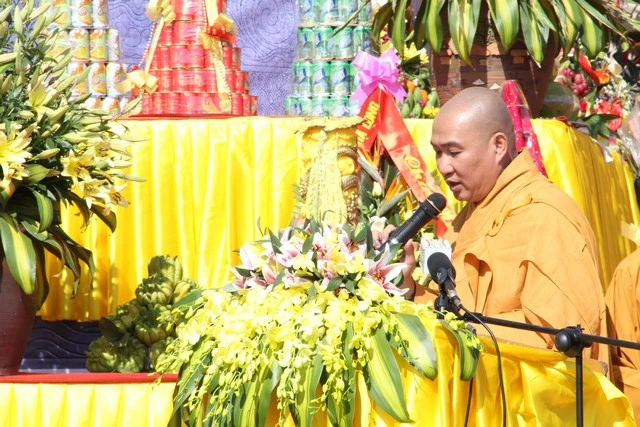 Chùm ảnh: Lễ khánh thành tôn tượng Phật hoàng ảnh 45 Chùm ảnh: Lễ khánh thành tôn tượng Phật hoàng ảnh 45