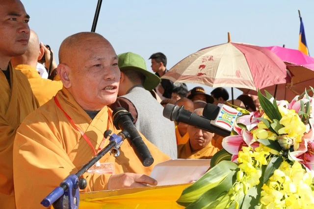 Chùm ảnh: Lễ khánh thành tôn tượng Phật hoàng ảnh 2 Chùm ảnh: Lễ khánh thành tôn tượng Phật hoàng ảnh 2