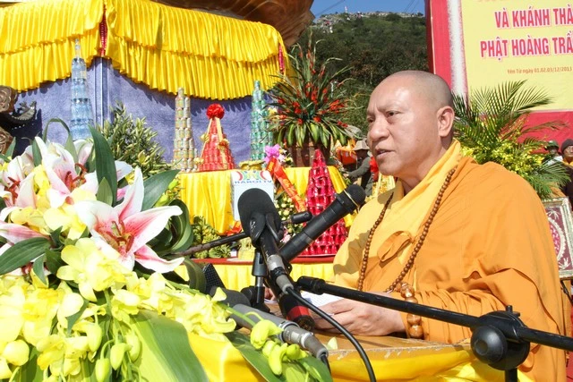 Chùm ảnh: Lễ khánh thành tôn tượng Phật hoàng ảnh 5 Chùm ảnh: Lễ khánh thành tôn tượng Phật hoàng ảnh 5