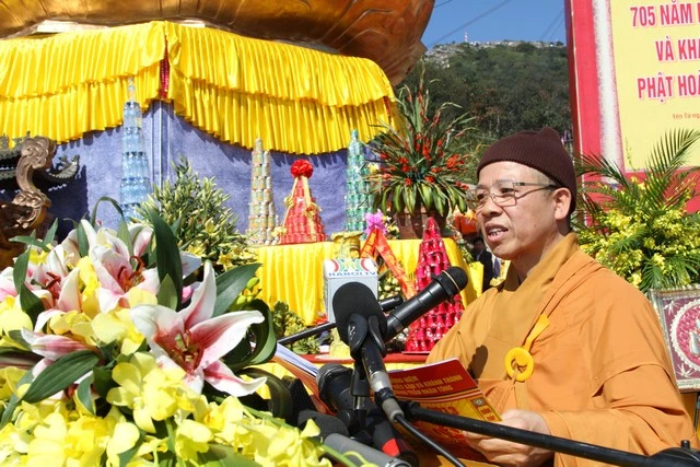 Chùm ảnh: Lễ khánh thành tôn tượng Phật hoàng ảnh 4 Chùm ảnh: Lễ khánh thành tôn tượng Phật hoàng ảnh 4