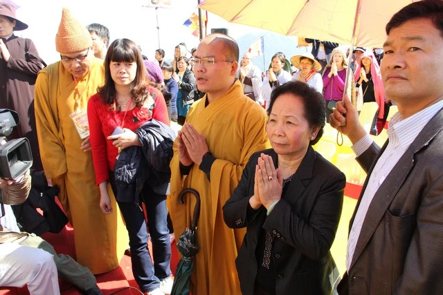Chùm ảnh: Lễ khánh thành tôn tượng Phật hoàng ảnh 64 Chùm ảnh: Lễ khánh thành tôn tượng Phật hoàng ảnh 64