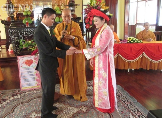 Đôi bạn trẻ làm lễ hằng thuận tại chùa Bửu Đà ảnh 3 buuda4.jpg