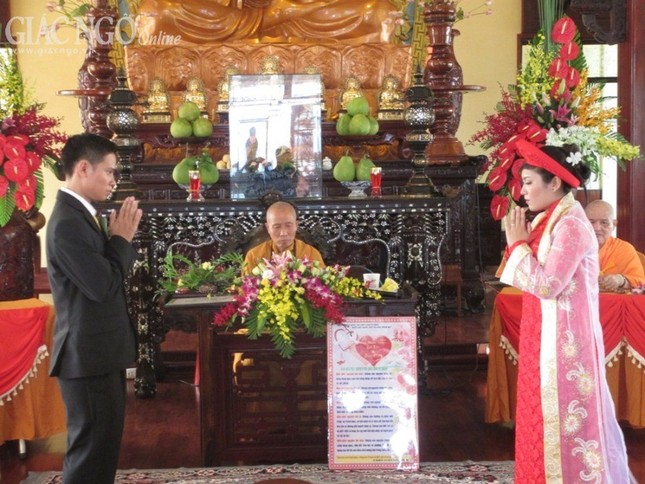 Đôi bạn trẻ làm lễ hằng thuận tại chùa Bửu Đà ảnh 2 buuda7.jpg