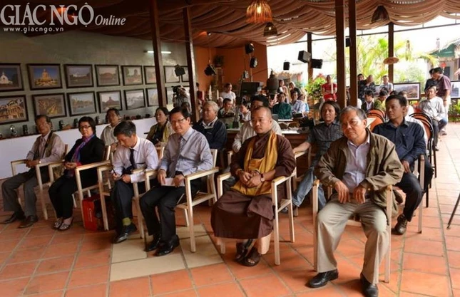 Triển lãm ảnh Miền đất lạ ảnh 2 Image00008.jpg