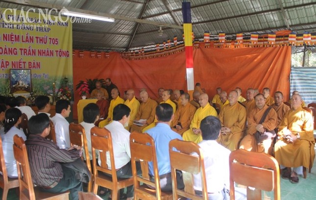 Đồng Tháp: Tưởng niệm Phật hoàng Trần Nhân Tông ảnh 4 1 tuong niem 3.jpg