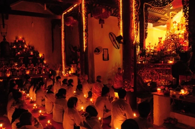 Khóa tu nhân Vía Phật A Di Đà tại chùa Hòa Long ảnh 4 trieu son 2.jpg