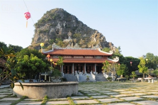 Thanh Hóa: Gần 200 Phật tử dự tu "ngày an lạc" ảnh 1 1 nong cong 5.jpg