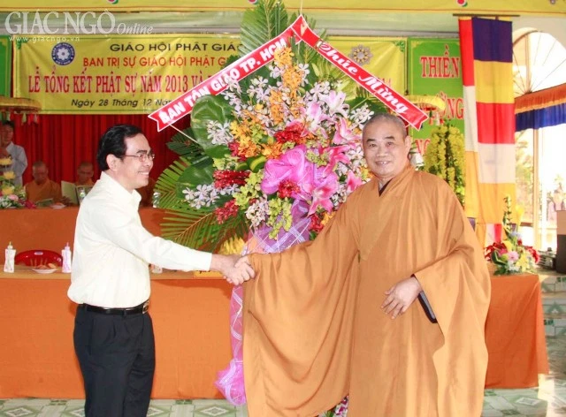 Quận 7: Hợp thức nhiều cơ sở tự viện trong năm 2013 ảnh 3 quan bay05.JPG