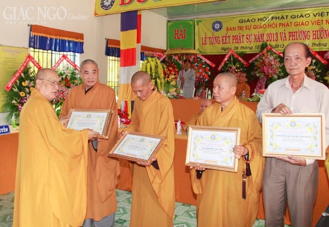 Quận 7: Hợp thức nhiều cơ sở tự viện trong năm 2013 ảnh 6 quan bay14.JPG