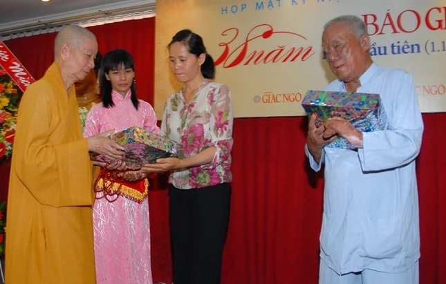 Anh 1, Van hoa, GN 726.jpg