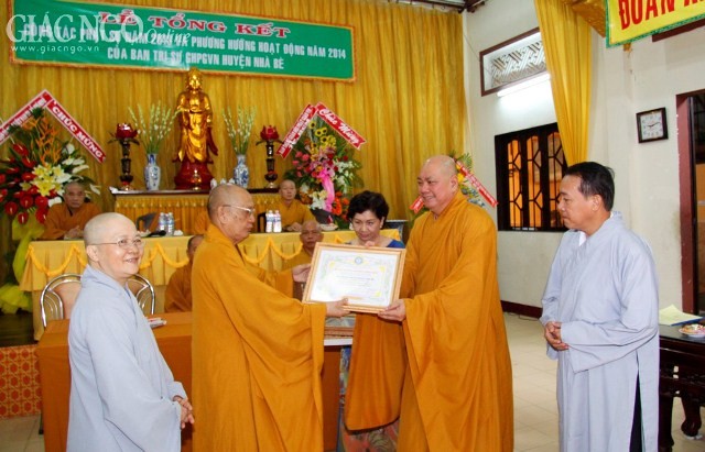 Huyện Nhà Bè tổng kết công tác Phật sự 2013 ảnh 4 nhabe08.jpg