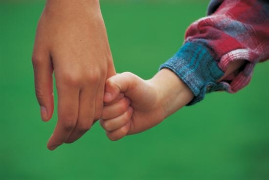 Gom nhuận bút tặng mẹ áo mới mùa xuân ảnh 1 tet.jpg