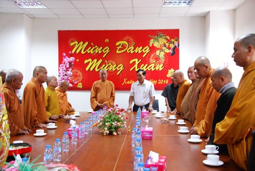 ong phạm hòa, chu tich UBMTTQVN.JPG