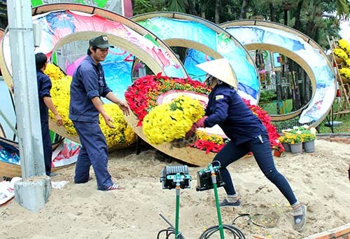 Ngắm đường hoa Nguyễn Huệ trước giờ khai mạc ảnh 19 - 19