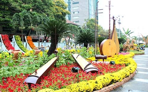 Ngắm đường hoa Nguyễn Huệ trước giờ khai mạc ảnh 6 - 6