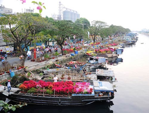 Ngắm đường hoa Nguyễn Huệ trước giờ khai mạc ảnh 22 - 23