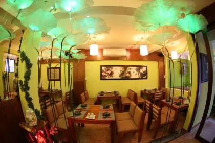 Nha hang hoan hy 1.JPG