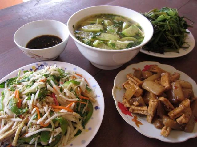 Ngày Tết về chùa ăn chay ảnh 1 anh nguyen han.jpg