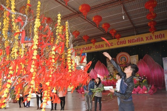 anh ong su 7.jpg
